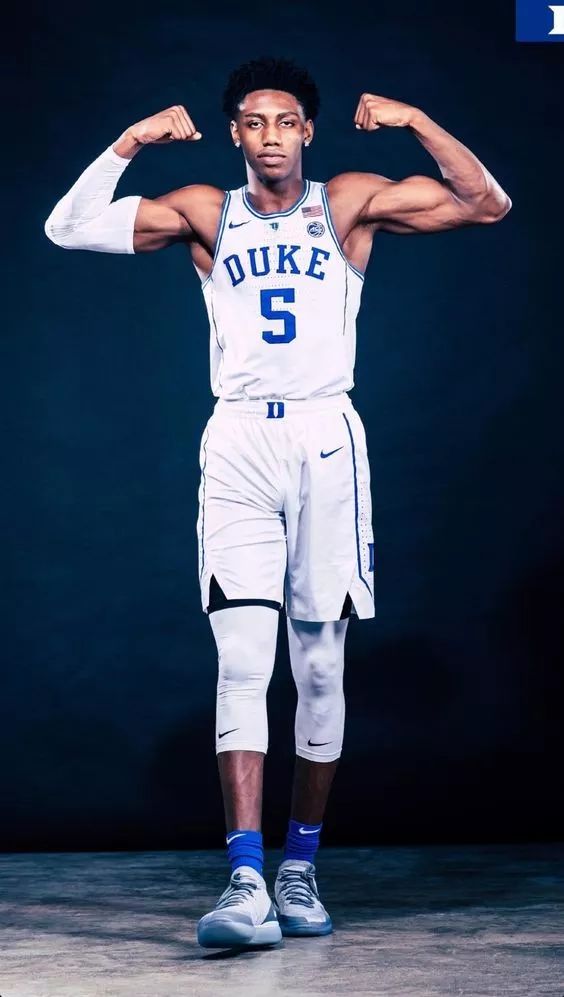 国际比赛日体能课后；费耶诺德造点机会备战NBA总决赛；质疑声仍在；年轻球员得到机会的简单介绍-九游网页版入口